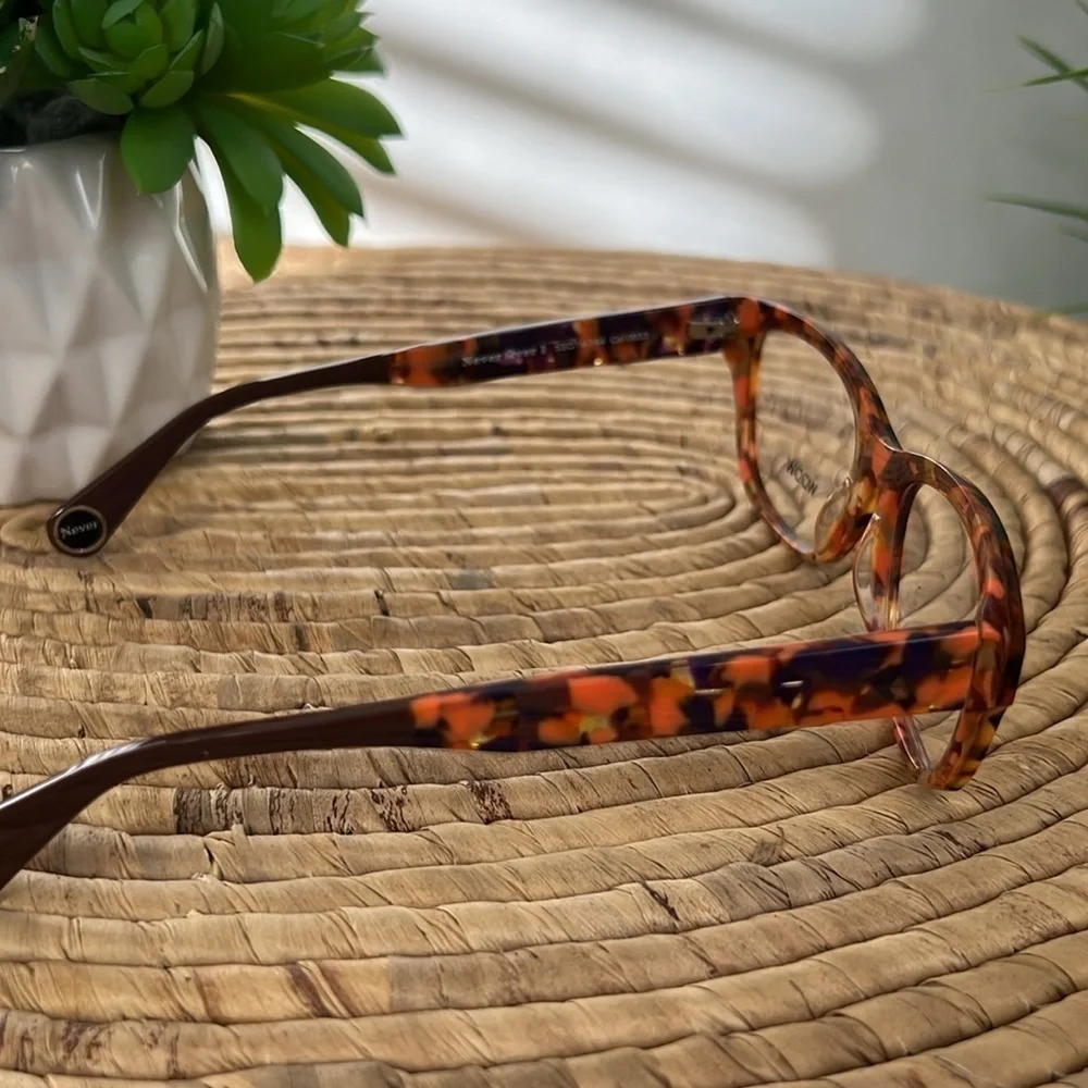 New WOOW Never Out Eyeglasses Modern Tortoise Orange Brown Non- Prescription